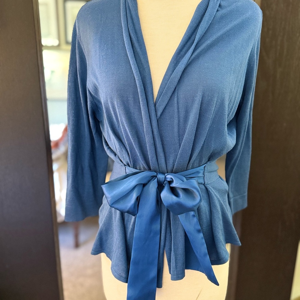 Hugo Boss Blue Women's silk and cashmere wrap tie Cardigan sz M